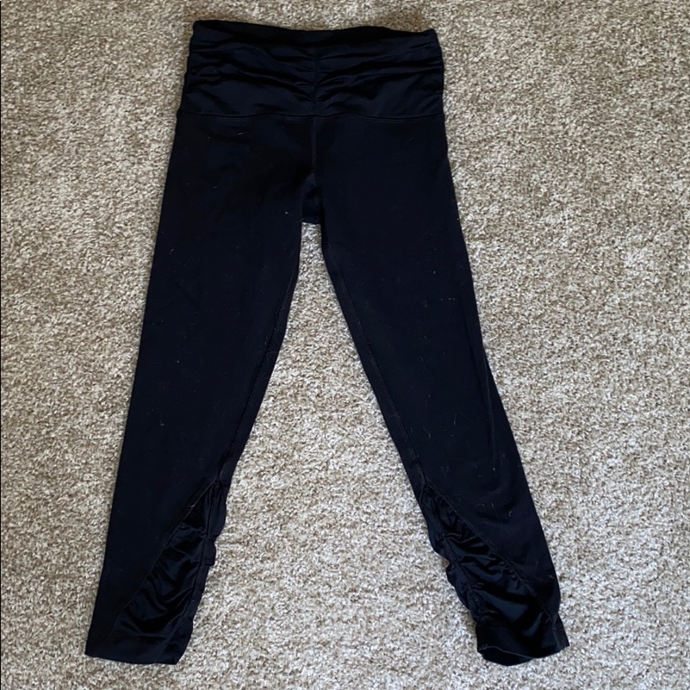 Lulu Lemon - Crop Leggings